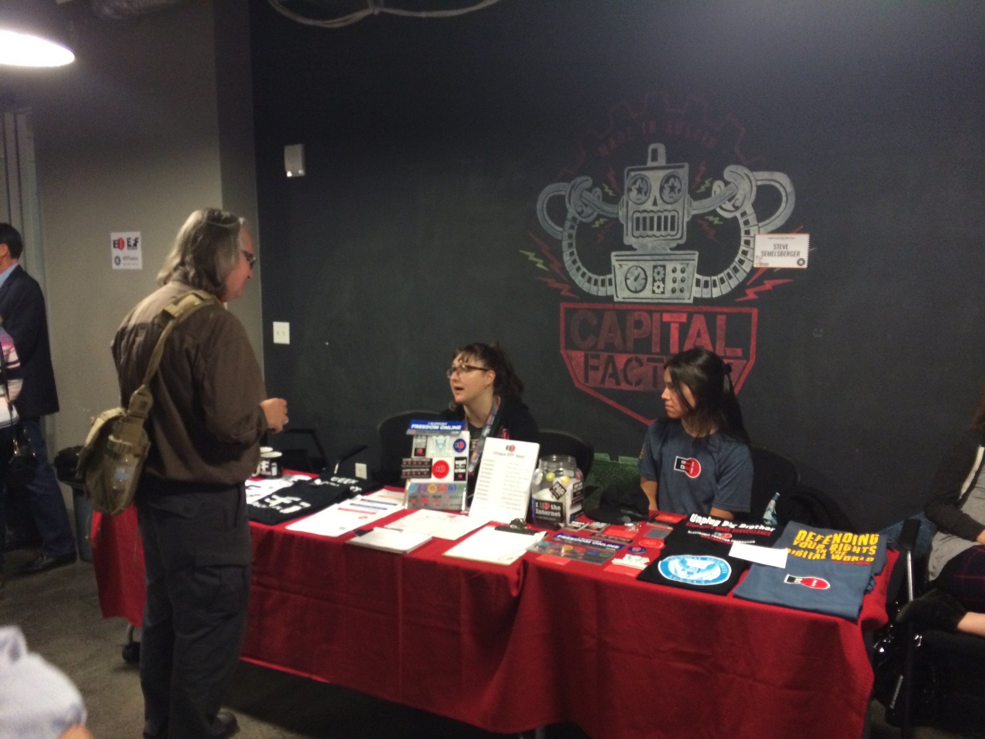 Bruce Sterling speaks with EFF's Maggie Kazmierczak at #EFFSalon